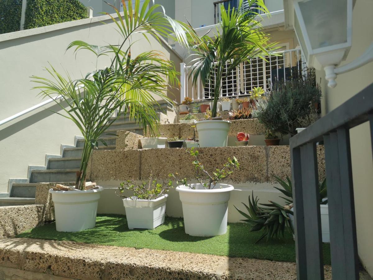 Relax And Enjoy In Tenerife Sud! Villa Chayofa Exterior photo